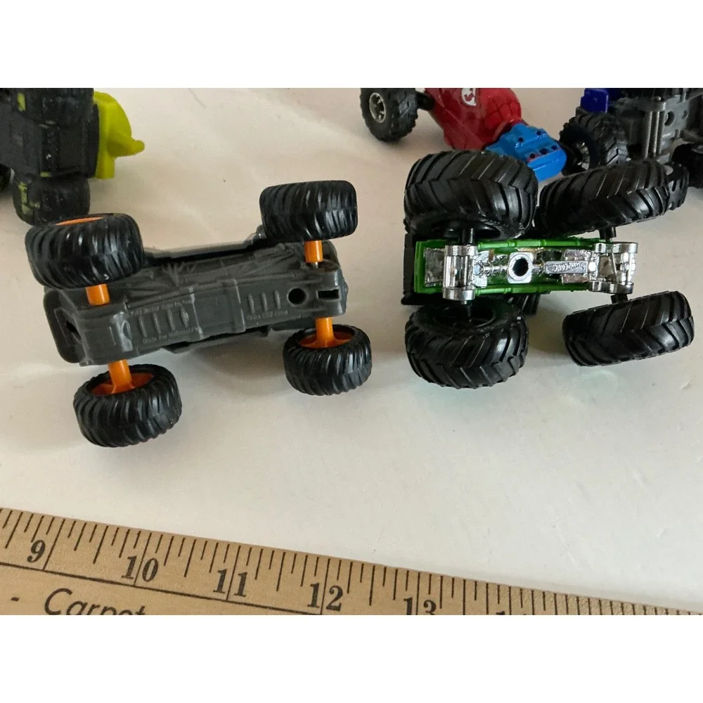 Hot Wheels Monster Jam Truck Lot Spider-Man Grave Digger Small Scale Toy Truck